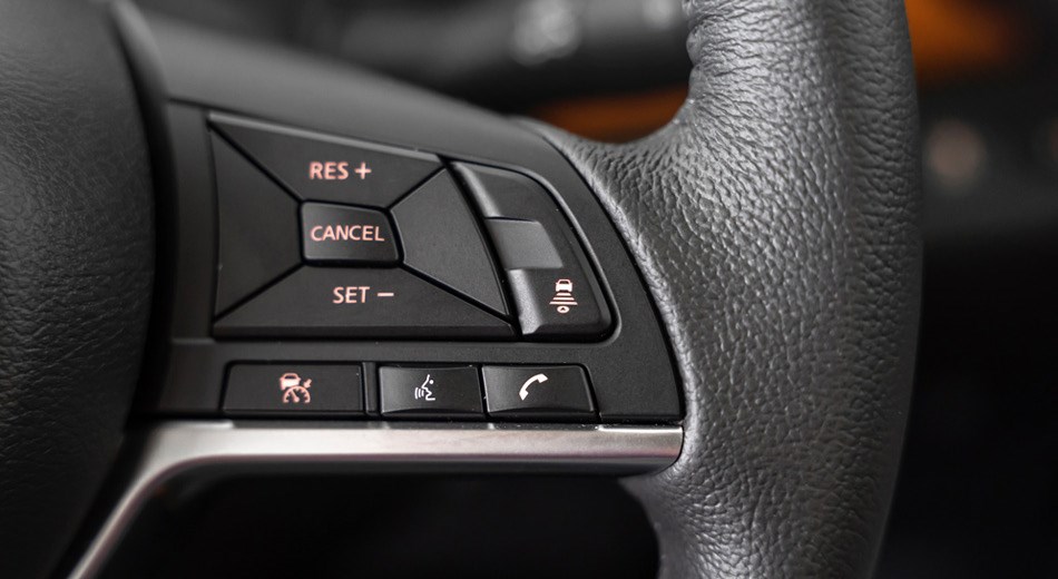 Nissan Kicks Steering Wheel controls
